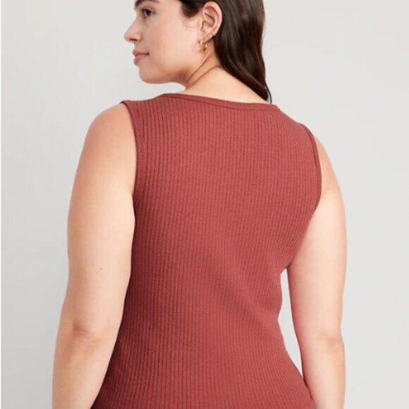OLD NAVY - Rib-Knit V-Neck Tank Top - Picture 2 of 6